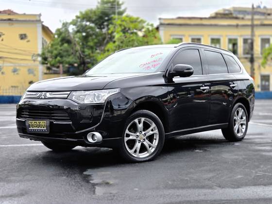 MITSUBISHI OUTLANDER 3.0 GT 4X4 V6 24V GASOLINA 4P AUTOMÁTICO MITSUBISHI OUTLANDER 3.0 GT 4X4 V6 24V GASOLINA 4P AUTOMÁTICO